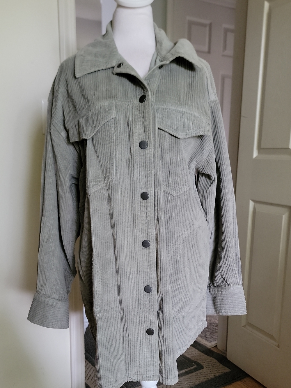 Pilcro Women's Corduroy Button-Front Shirt Jacket - Light Sage